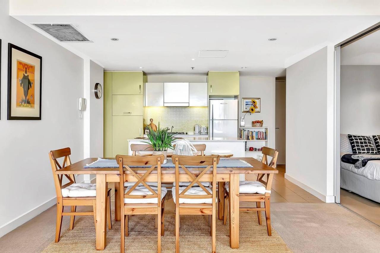 Waterfront Resort-Style Living At Glenelg Beach 애들레이드 외부 사진